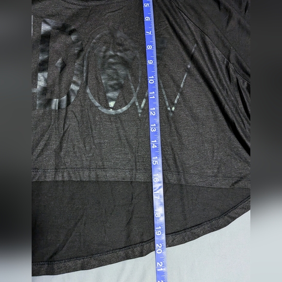 Widow Hi Low Crop Top - Picture 4 of 4